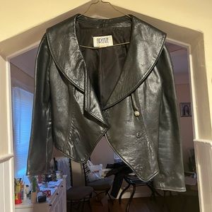 Leather womans jacket firenez size small